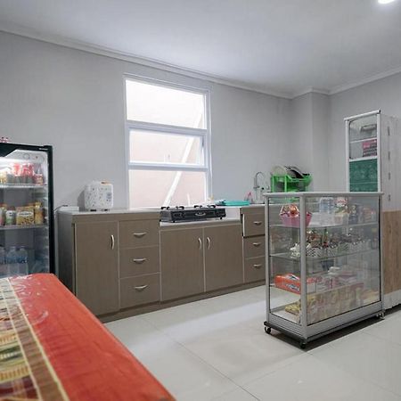 Urbanview Hotel Bari Syariah Palembang By Reddoorz Exteriér fotografie