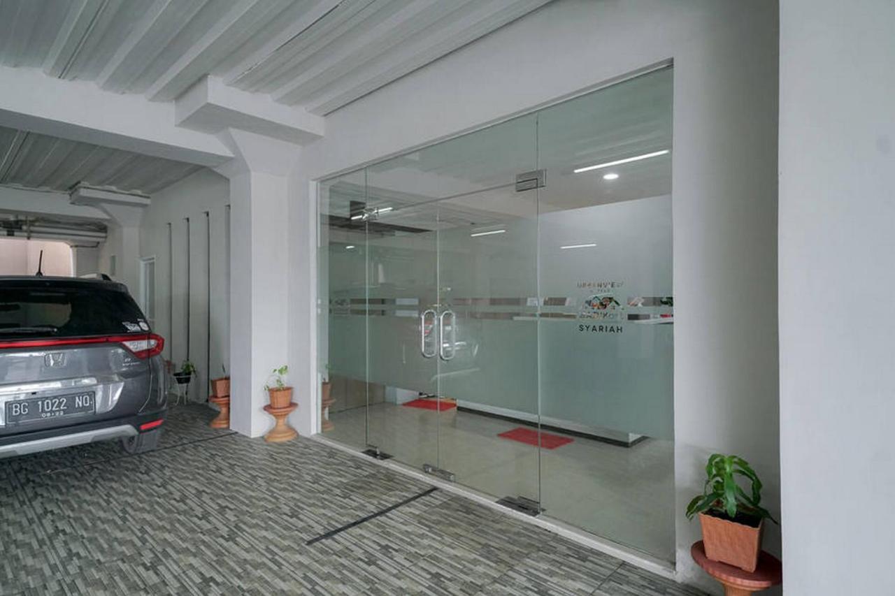 Urbanview Hotel Bari Syariah Palembang By Reddoorz Exteriér fotografie
