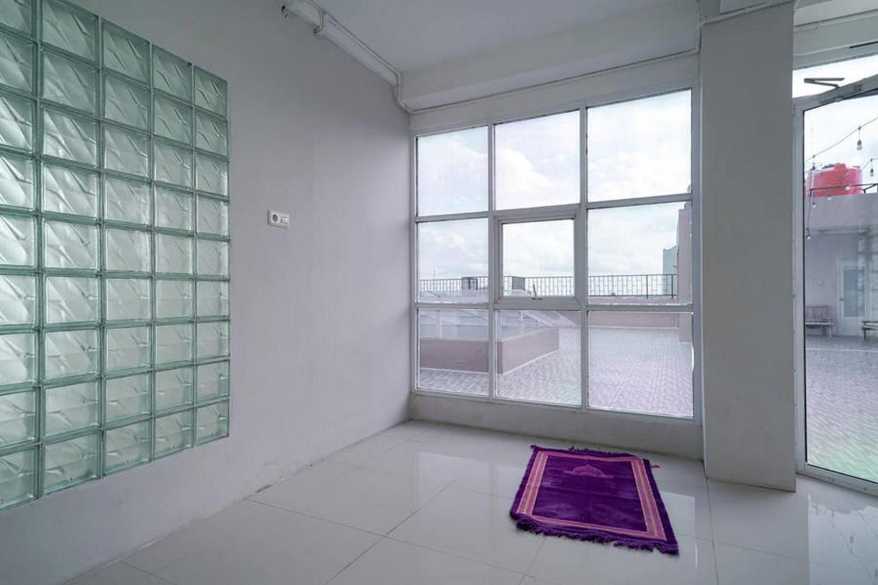 Urbanview Hotel Bari Syariah Palembang By Reddoorz Exteriér fotografie